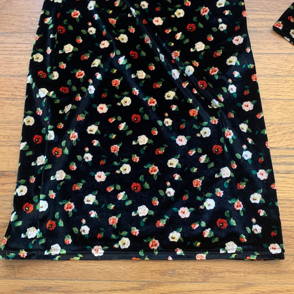 Sézane Black Floral Velvet Mini Dress - Picture 6 of 10